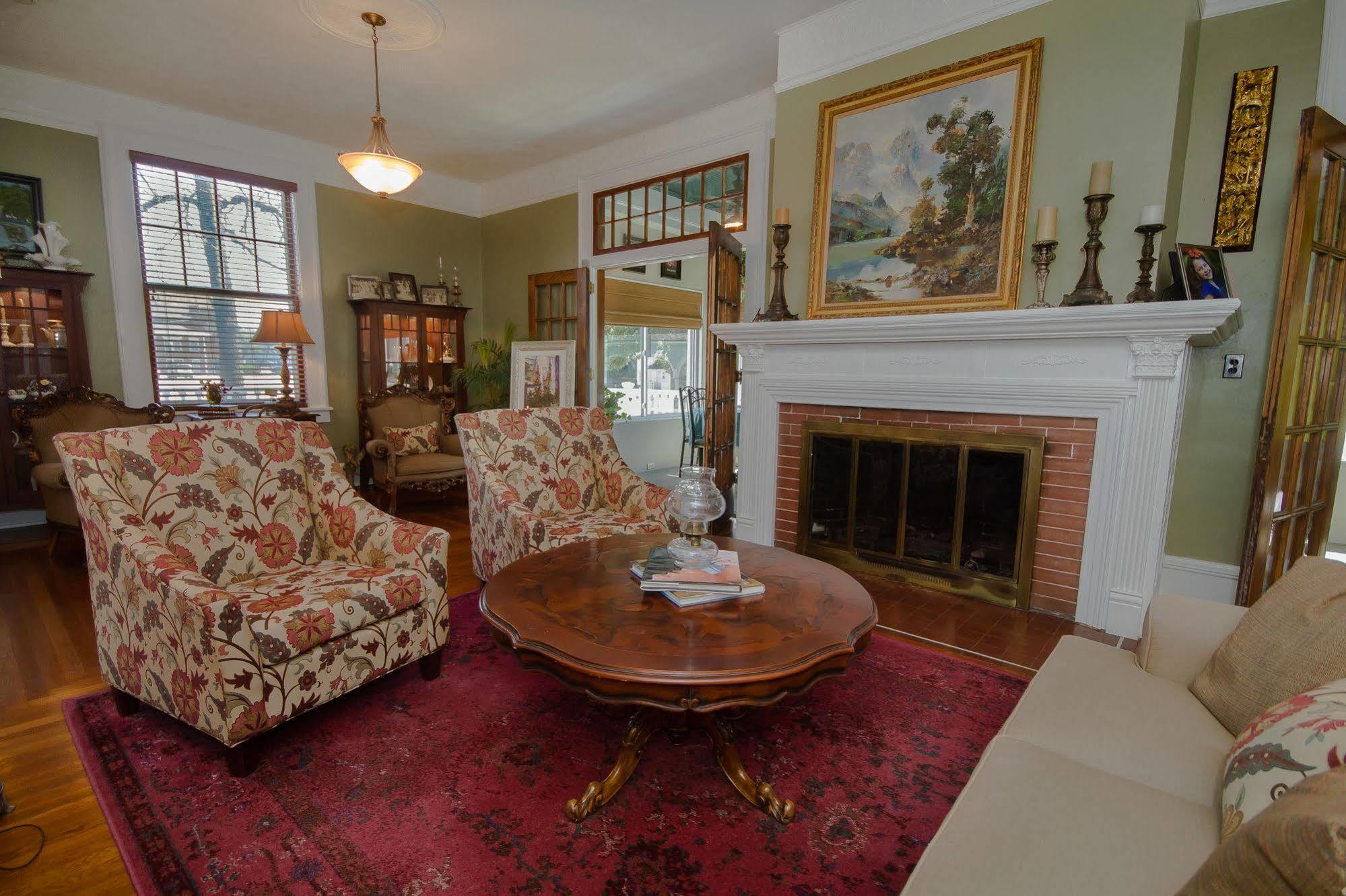 Dickey House Bed And Breakfast Marshfield Dış mekan fotoğraf
