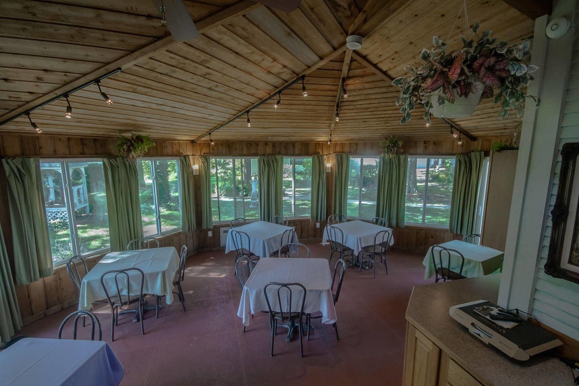 Dickey House Bed And Breakfast Marshfield Dış mekan fotoğraf